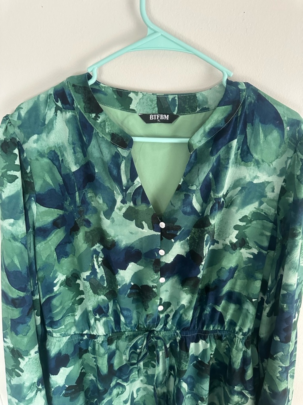 BTFBM Women's Long Sleeve Drawstring Dress in Green Print